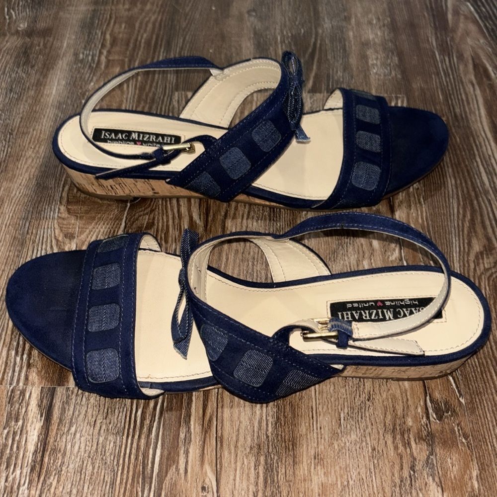 Isaac Mizrahi Navy Blue Women's Sandals / Flats adjustable straps & bows. - Picture 4 of 9